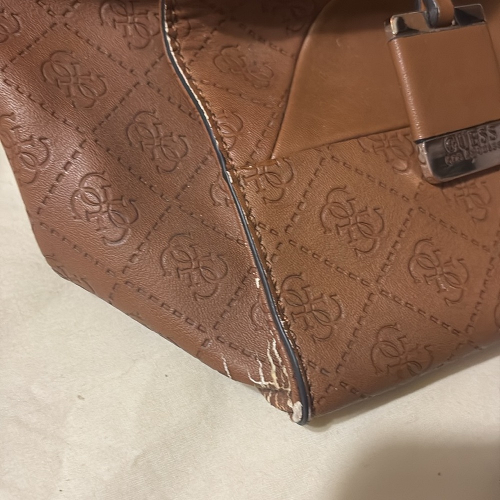 GUESS? Purse - Picture 10 of 10